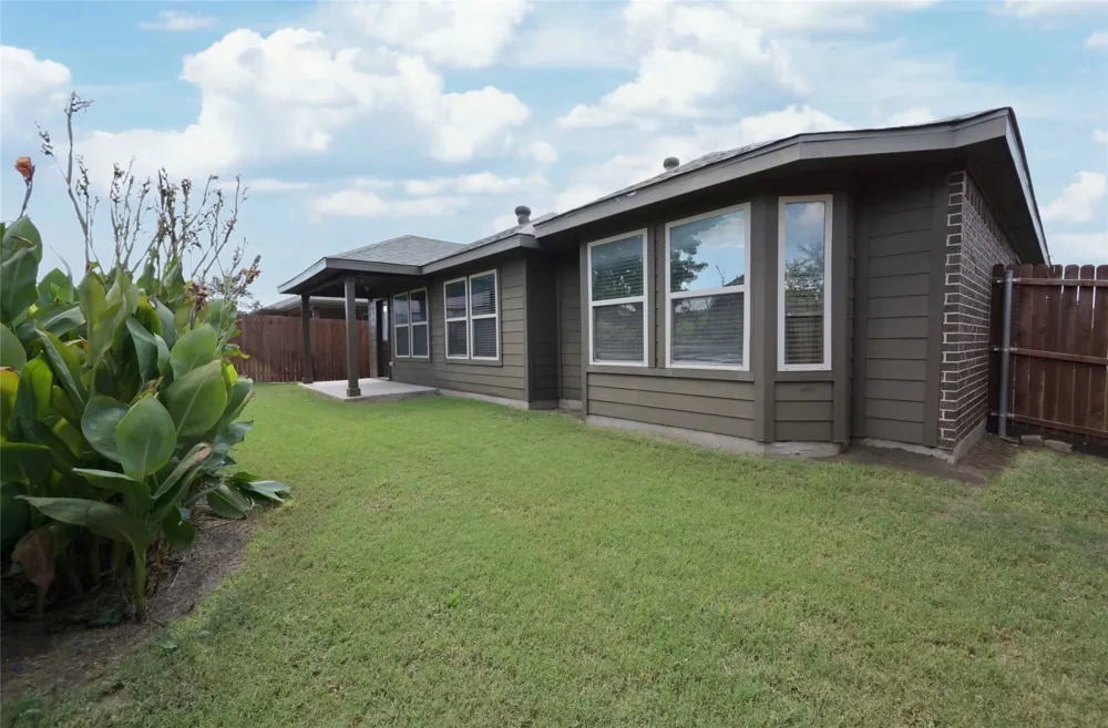 9212 Glen Mills Trail Fort Worth, TX 76179