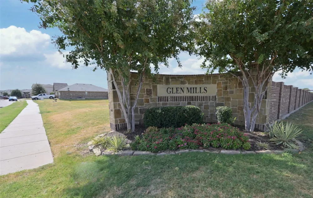 9212 Glen Mills Trail Fort Worth, TX 76179
