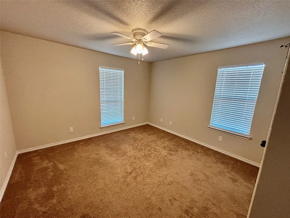 3740 CR 127 Gatesville, TX 76528