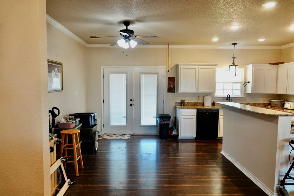 3740 CR 127 Gatesville, TX 76528