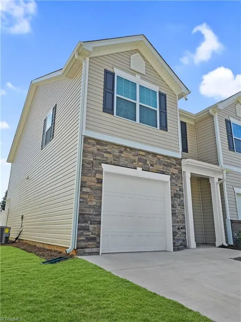 1108 Evelynnview Lane