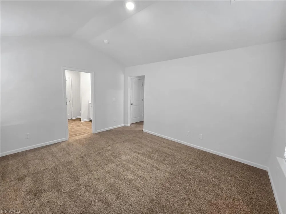 1108 Evelynnview Lane Kernersville, NC 27284