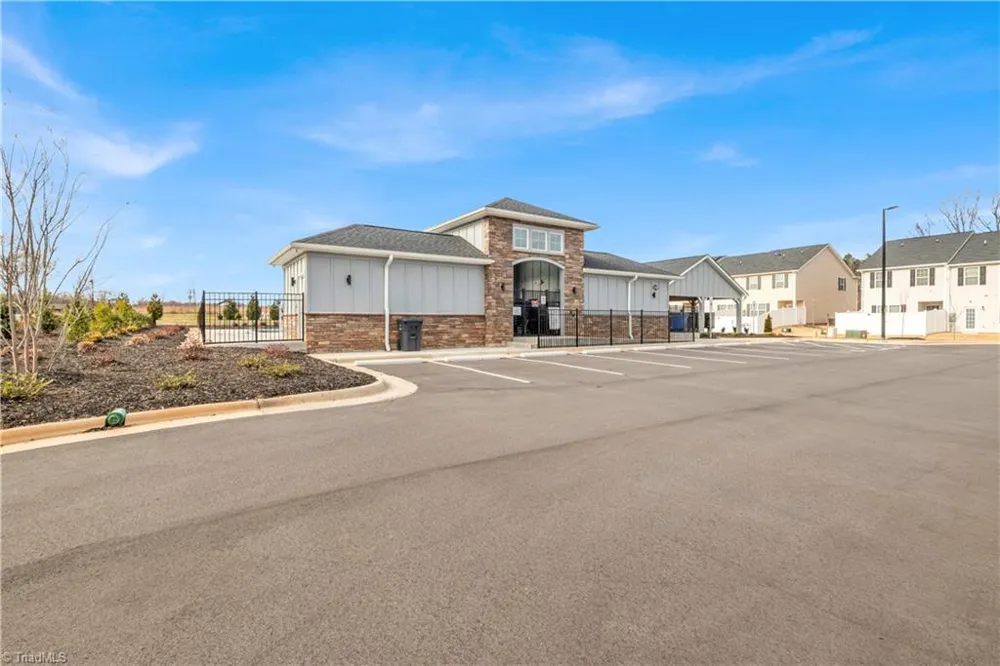 1108 Evelynnview Lane Kernersville, NC 27284