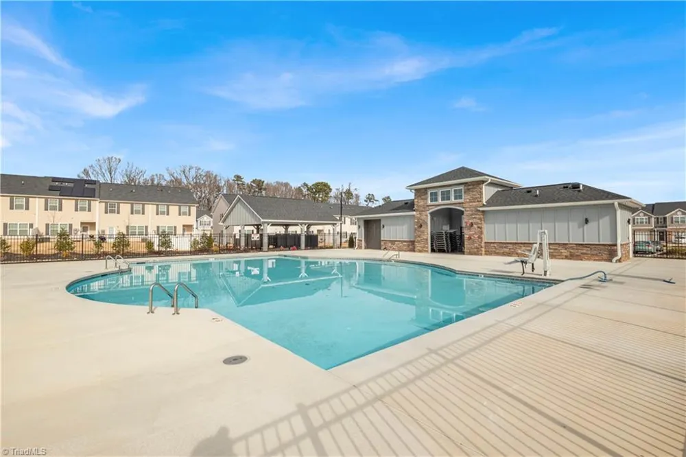 1108 Evelynnview Lane Kernersville, NC 27284