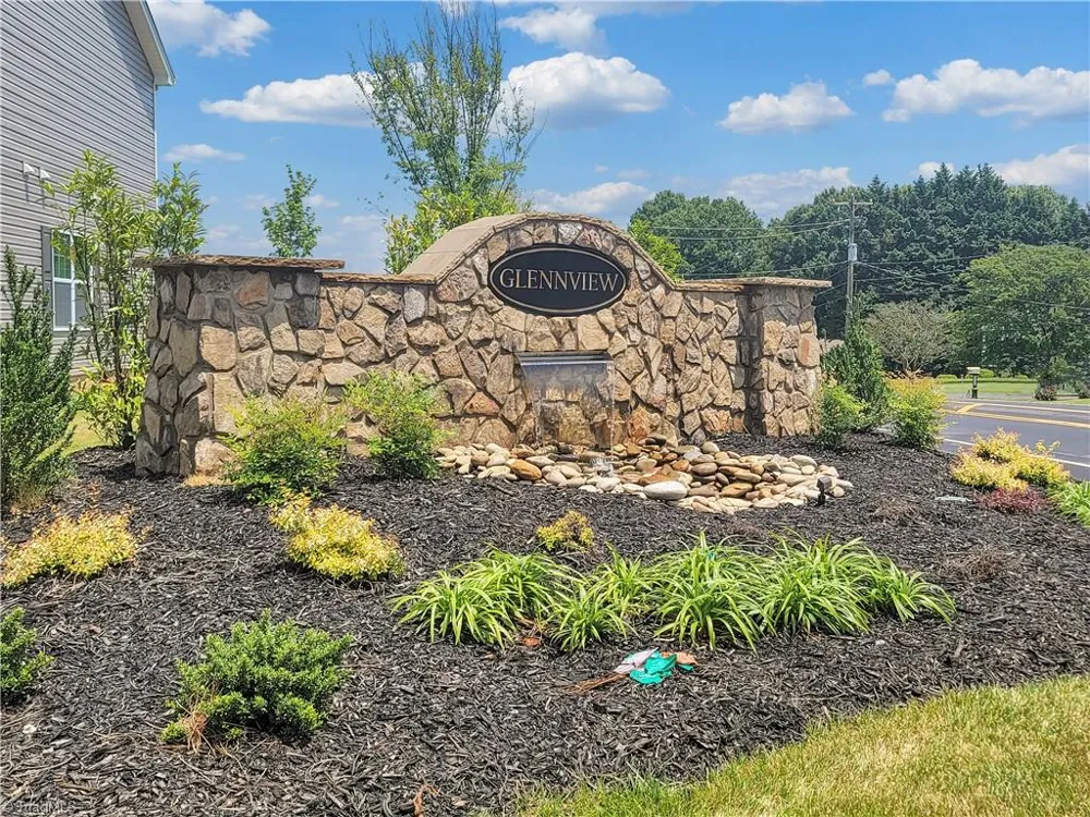 1108 Evelynnview Lane Kernersville, NC 27284