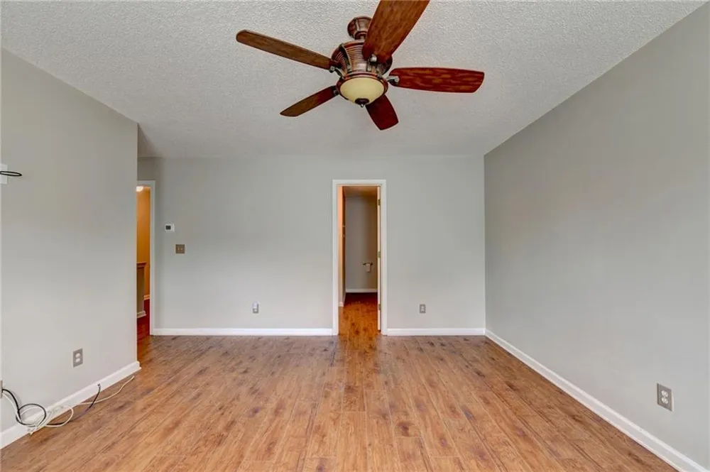5634 Lawley Drive Johns Creek, GA 30022