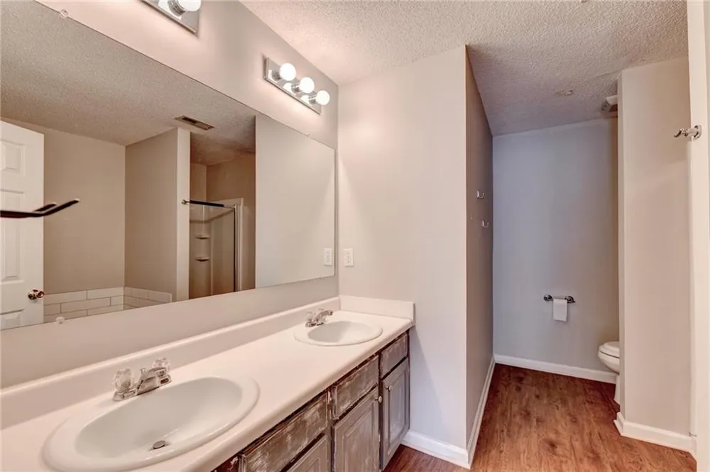 5634 Lawley Drive Johns Creek, GA 30022