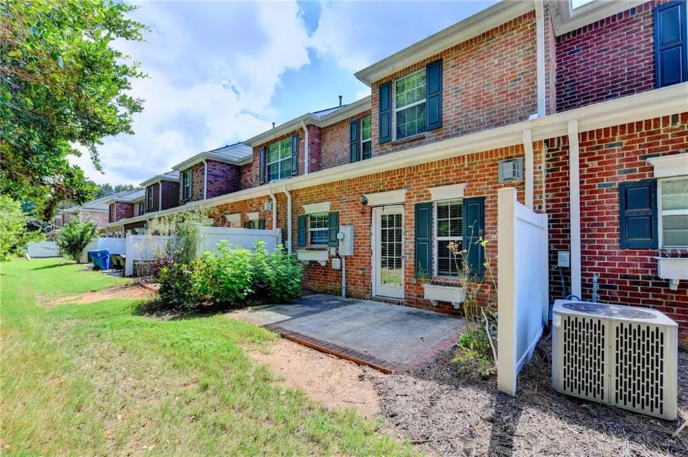 5634 Lawley Drive Johns Creek, GA 30022