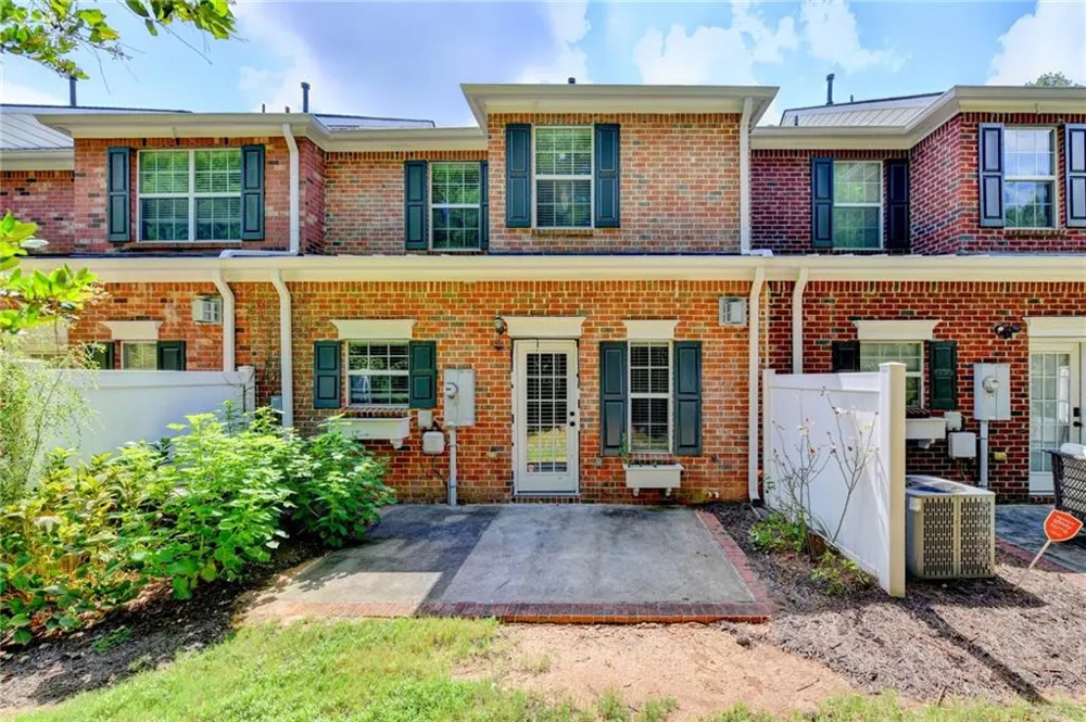 5634 Lawley Drive Johns Creek, GA 30022