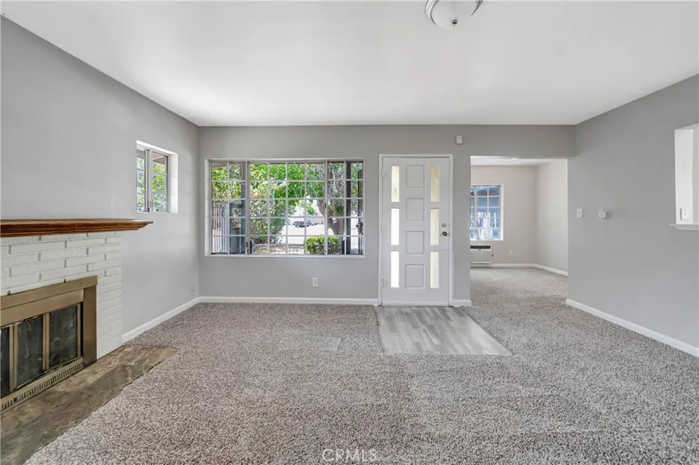 44258 Foxton Lancaster, CA 93535