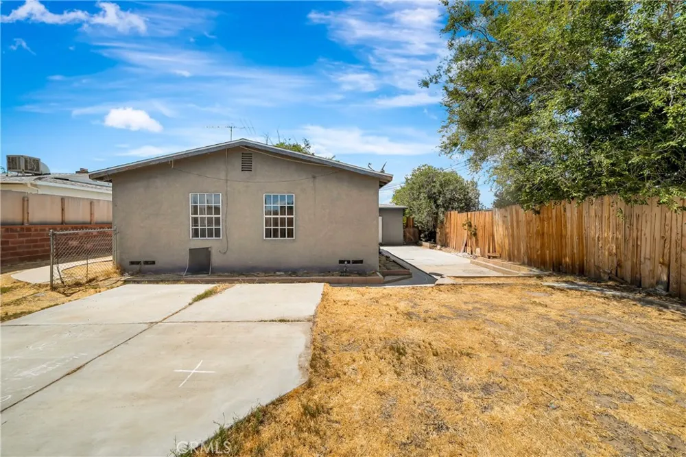 44258 Foxton Lancaster, CA 93535