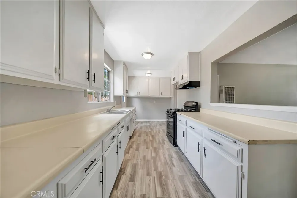 44258 Foxton Lancaster, CA 93535