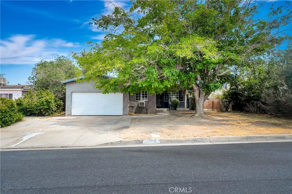 44258 Foxton Lancaster, CA 93535