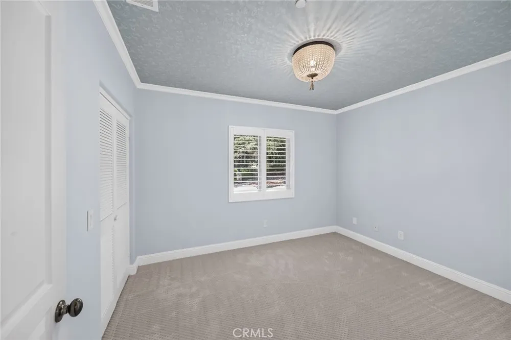 15 E Alegria Sierra Madre, CA 91024
