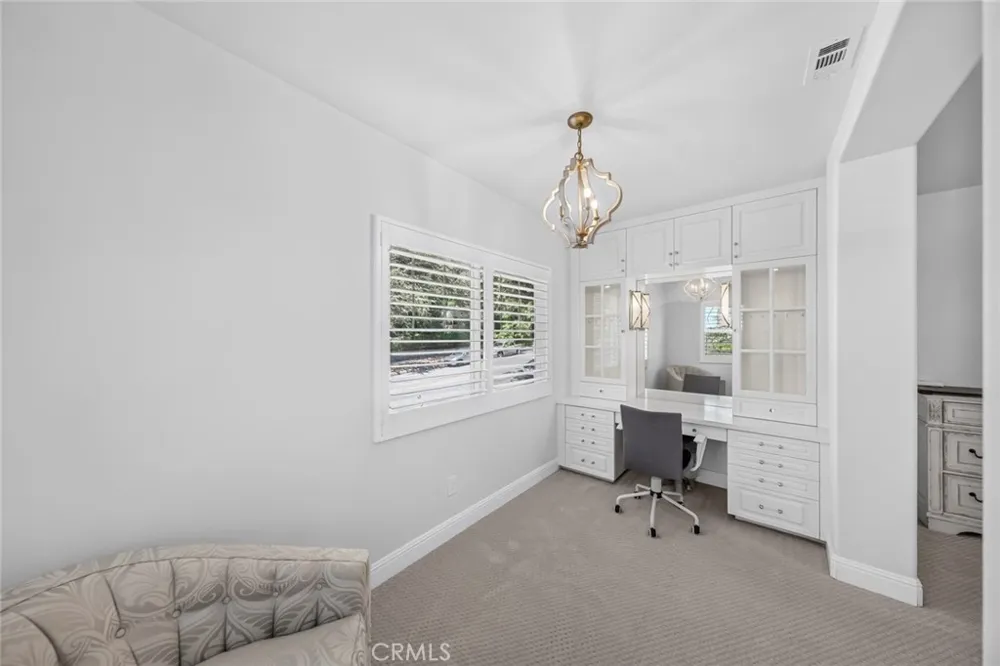 15 E Alegria Sierra Madre, CA 91024