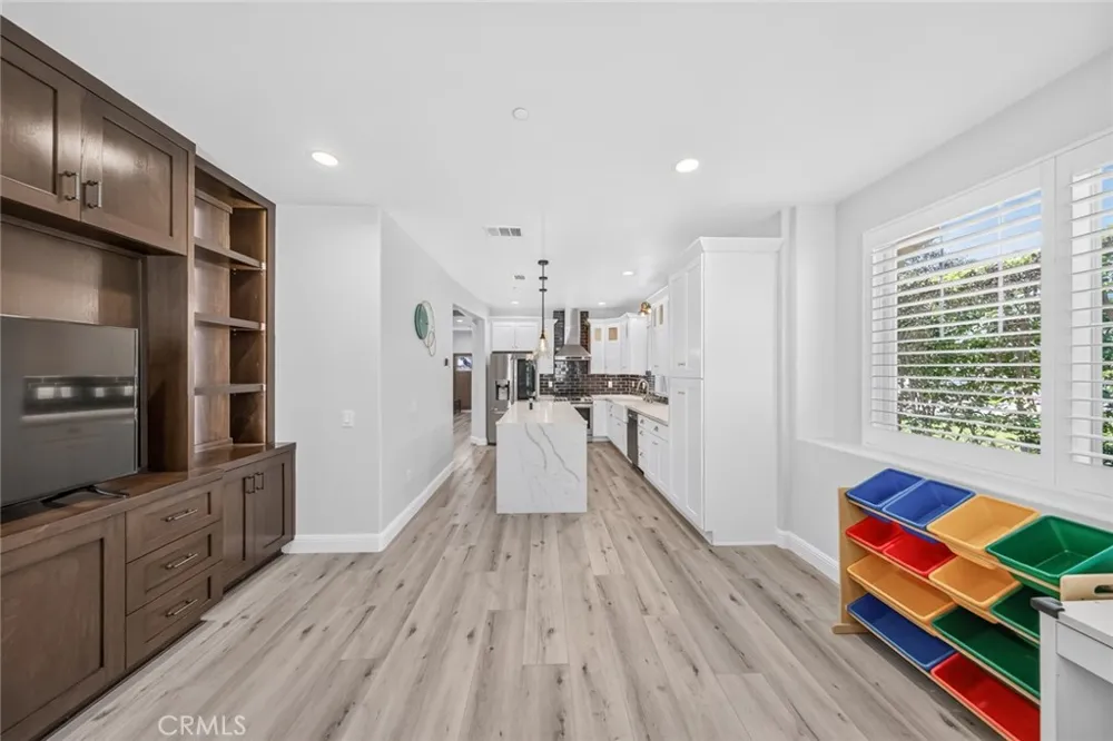 15 E Alegria Sierra Madre, CA 91024