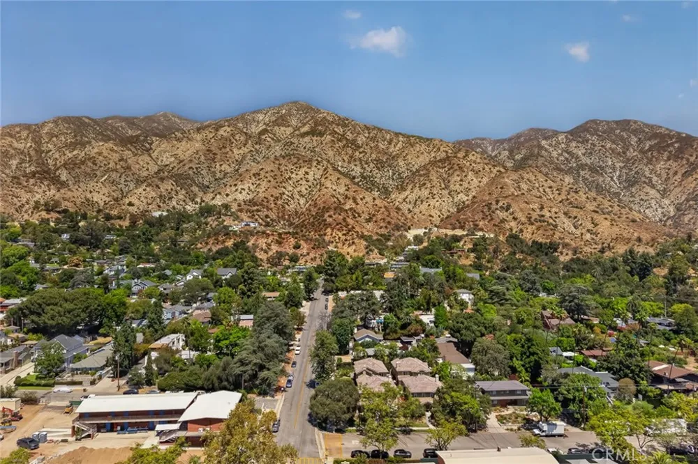 15 E Alegria Sierra Madre, CA 91024