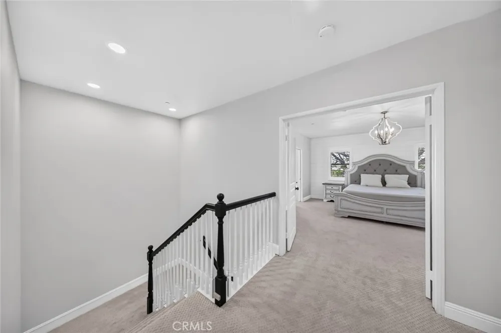 15 E Alegria Sierra Madre, CA 91024