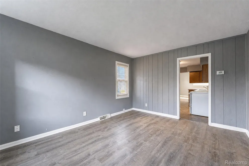 26137 Superior Road Taylor City, MI 48180