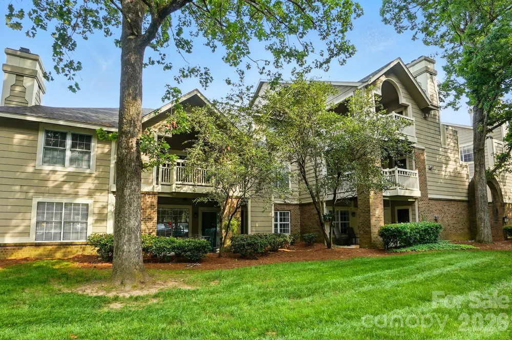 5007 Sharon Road Charlotte, NC 28210