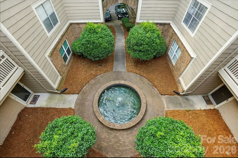 5007 Sharon Road Charlotte, NC 28210