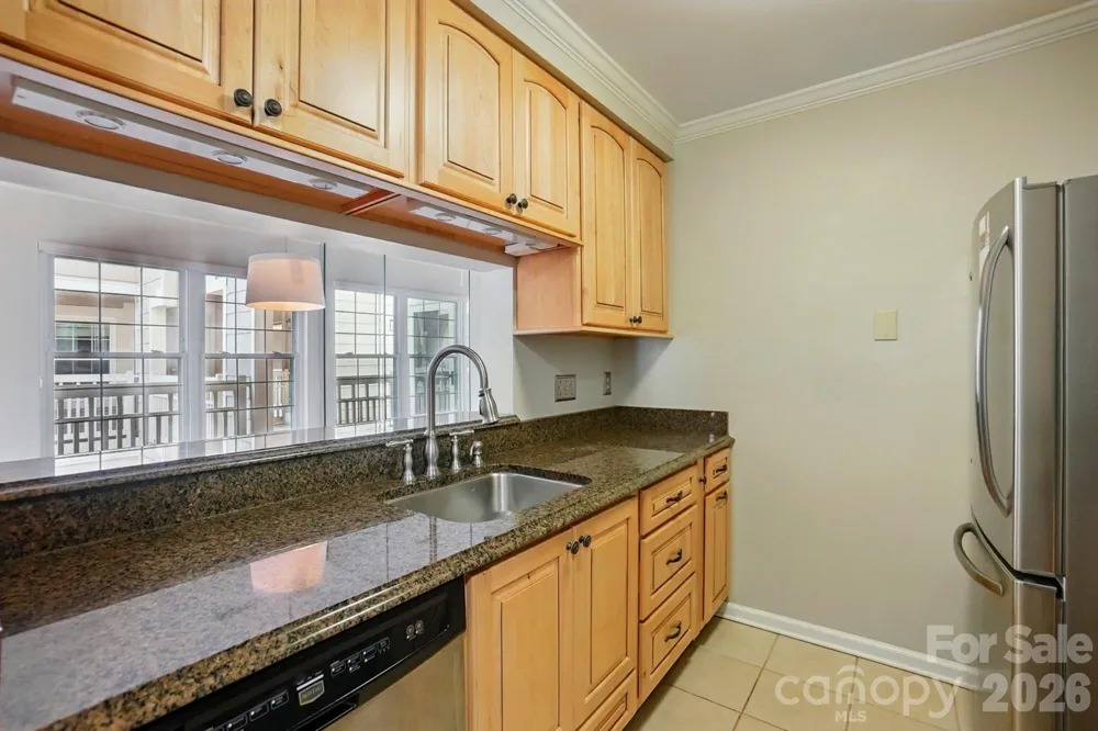 5007 Sharon Road Charlotte, NC 28210