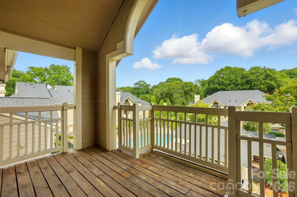 5007 Sharon Road Charlotte, NC 28210