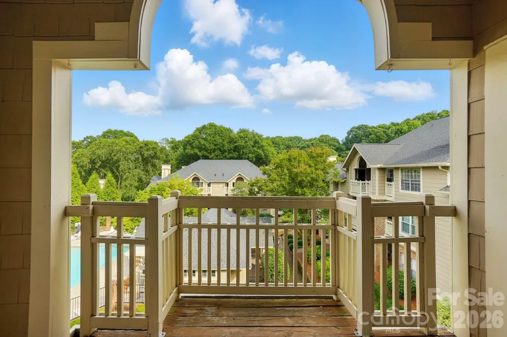 5007 Sharon Road Charlotte, NC 28210