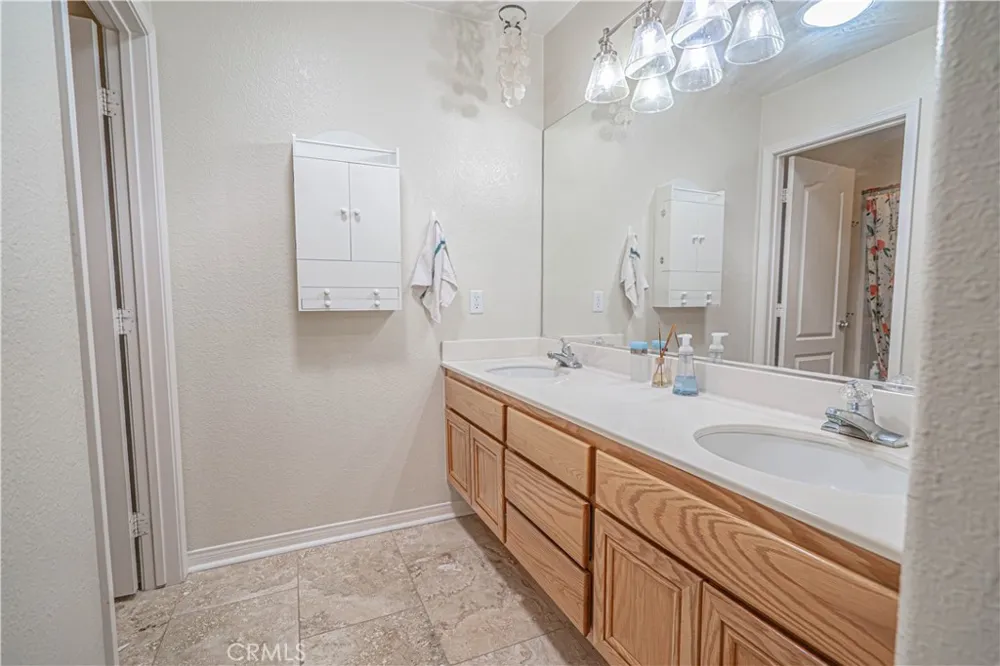 42319 Camden Way Lancaster, CA 93536