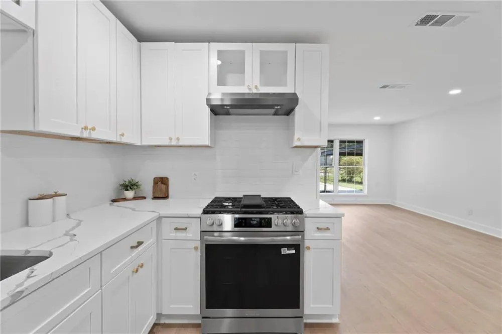 6787 Dnae Ct Riverdale, GA 30274