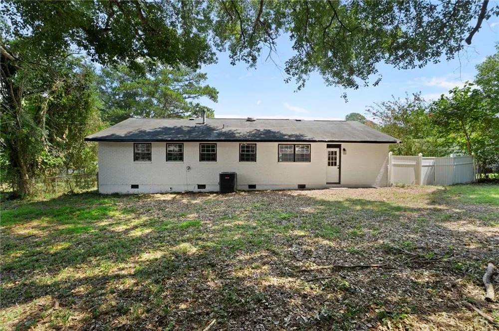 6787 Dnae Ct Riverdale, GA 30274