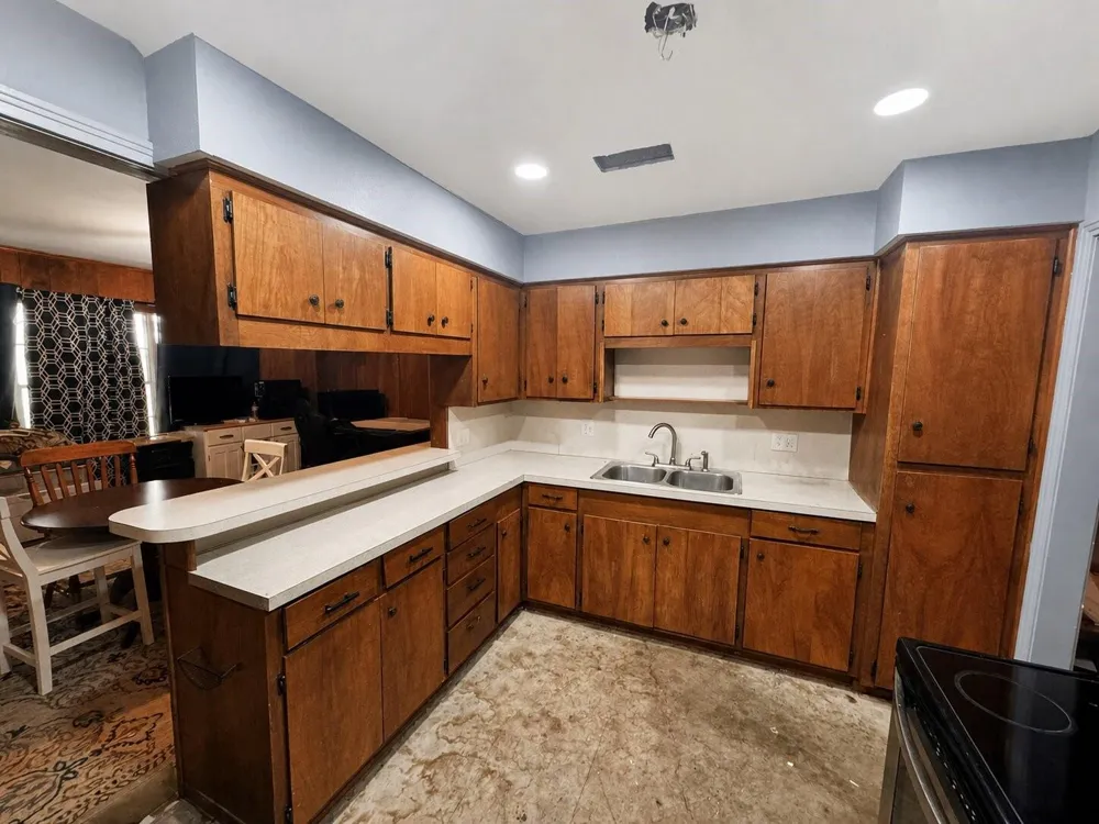 1101 Southampton Dr Angleton, TX 77515