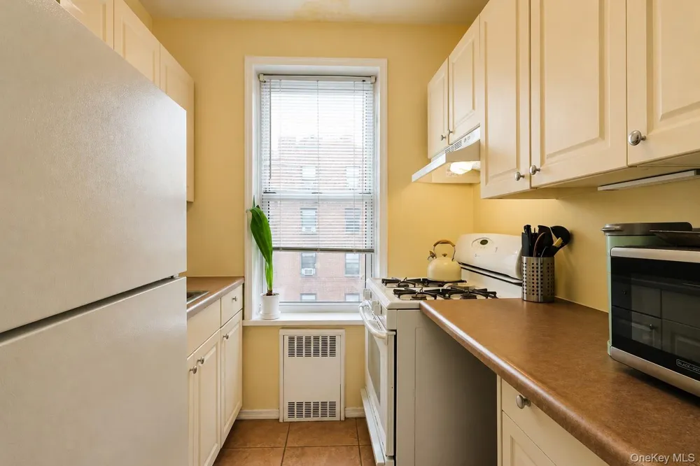 99-15 66 AVENUE #5A Rego Park, NY 11374