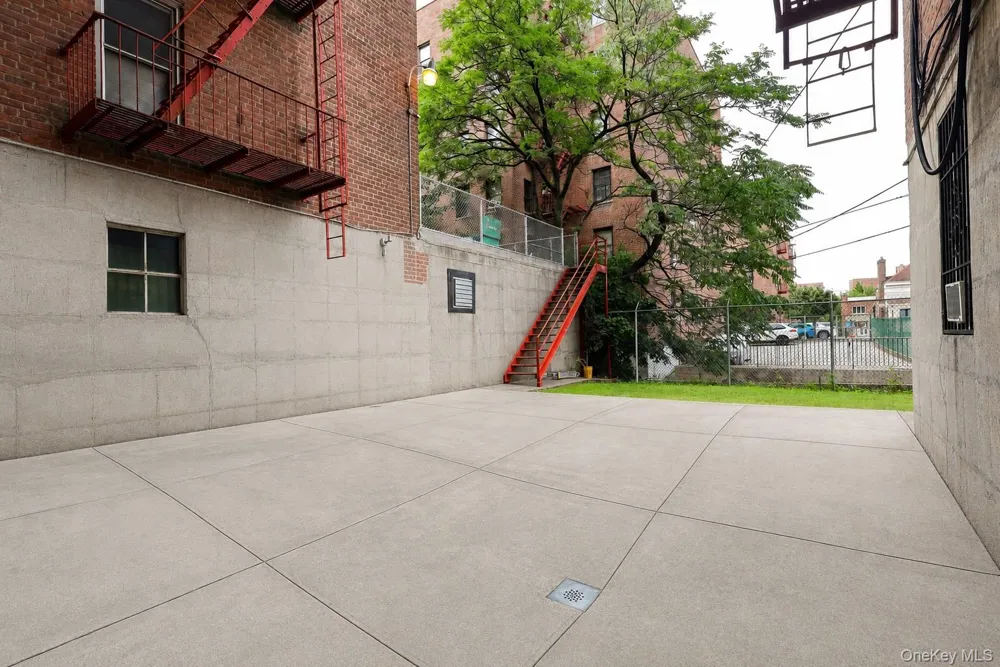 99-15 66 AVENUE #5A Rego Park, NY 11374