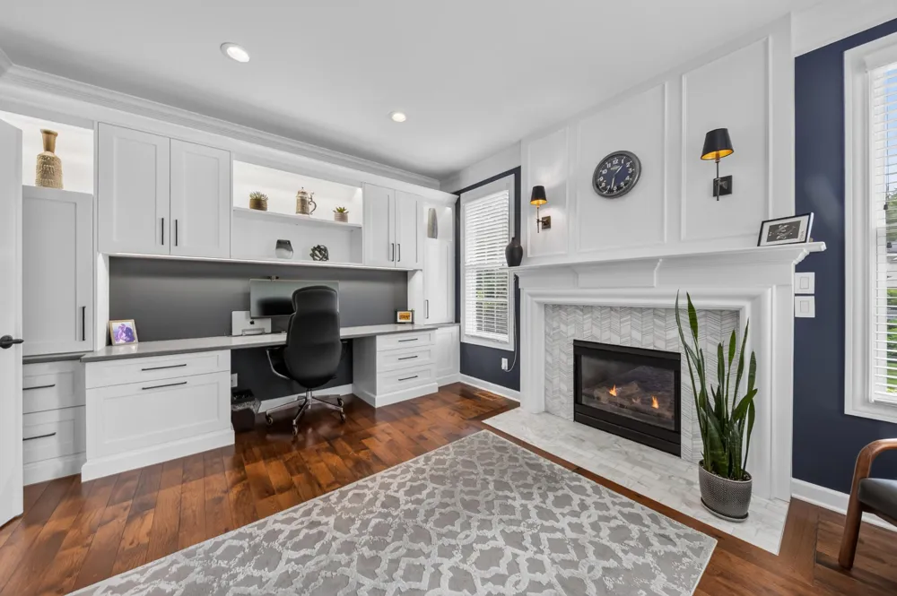 613 Aylesbury Court Canton, MI 48187