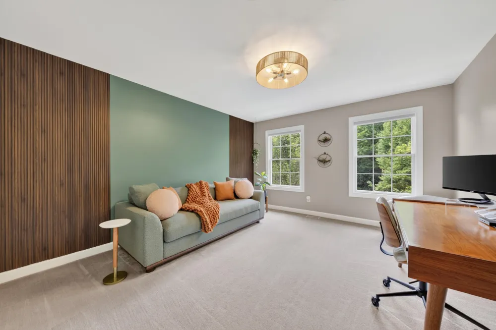 613 Aylesbury Court Canton, MI 48187