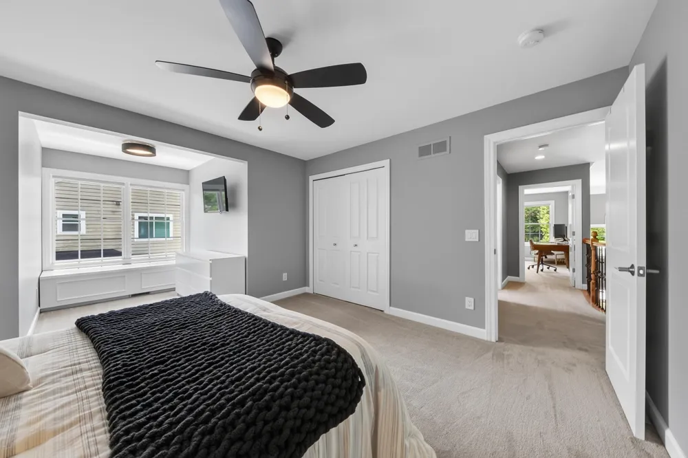 613 Aylesbury Court Canton, MI 48187
