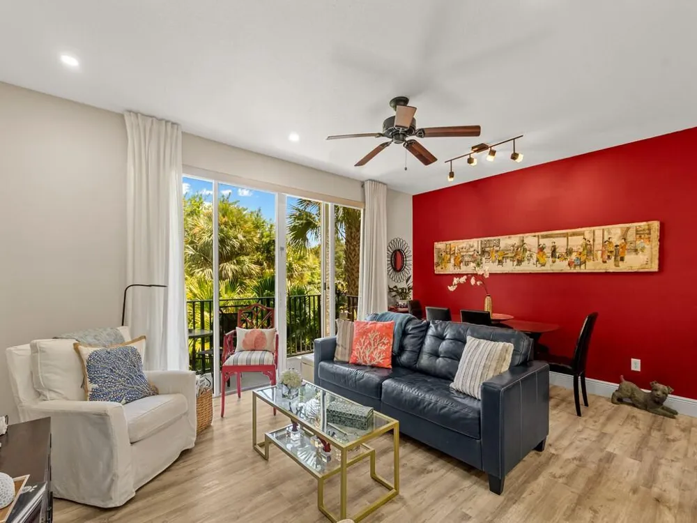 1640 42nd Square #103 Vero Beach, FL 32960