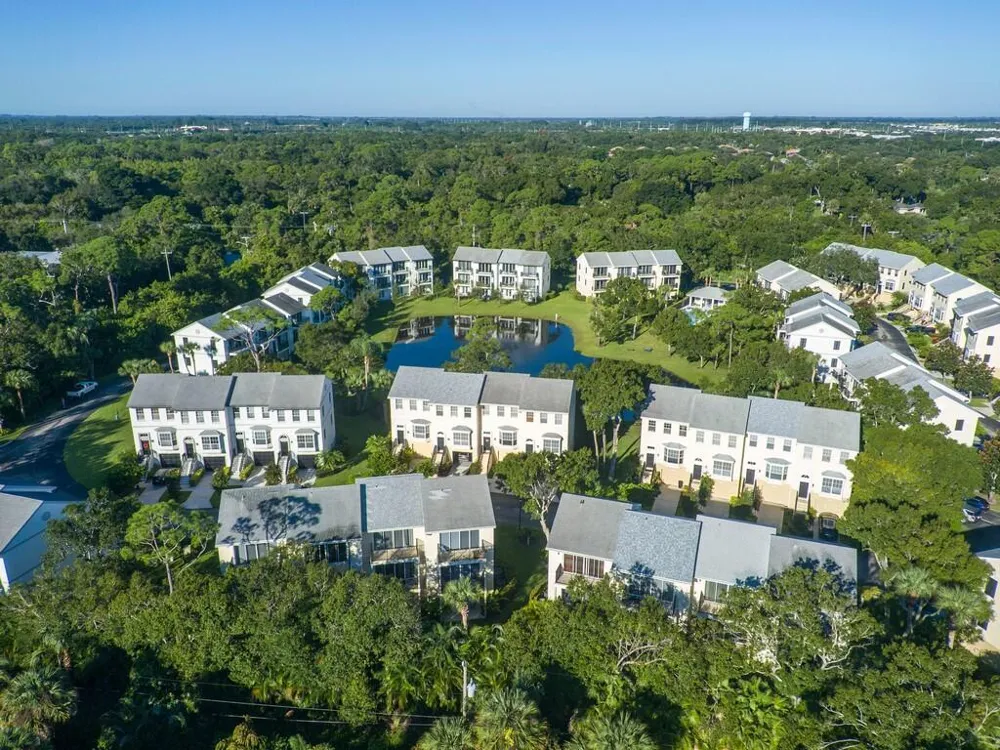 1640 42nd Square #103 Vero Beach, FL 32960