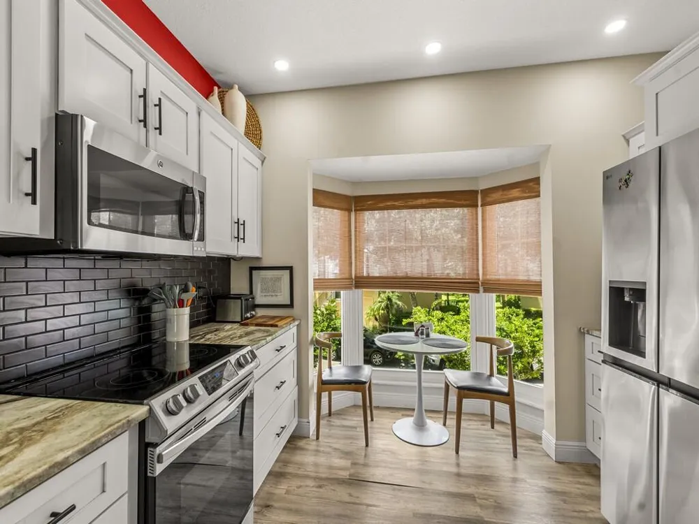 1640 42nd Square #103 Vero Beach, FL 32960