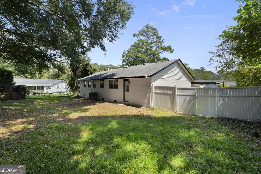 6787 Dnae Ct Riverdale, GA 30274