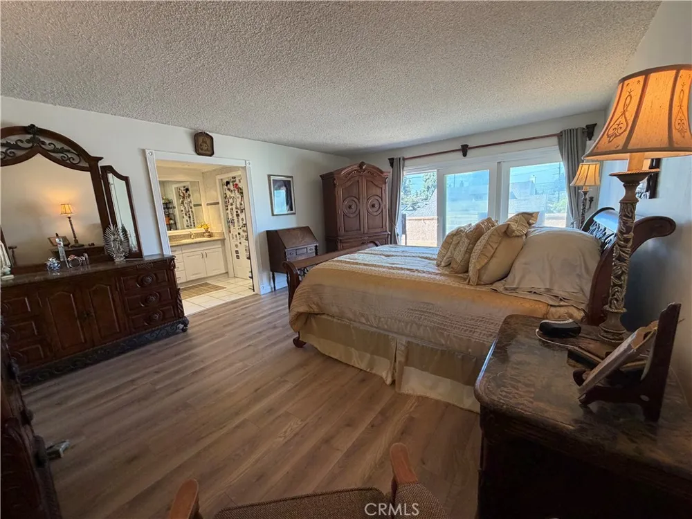 5772 Trinette Garden Grove, CA 92845