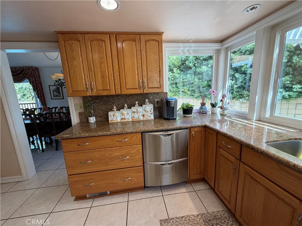 5772 Trinette Garden Grove, CA 92845