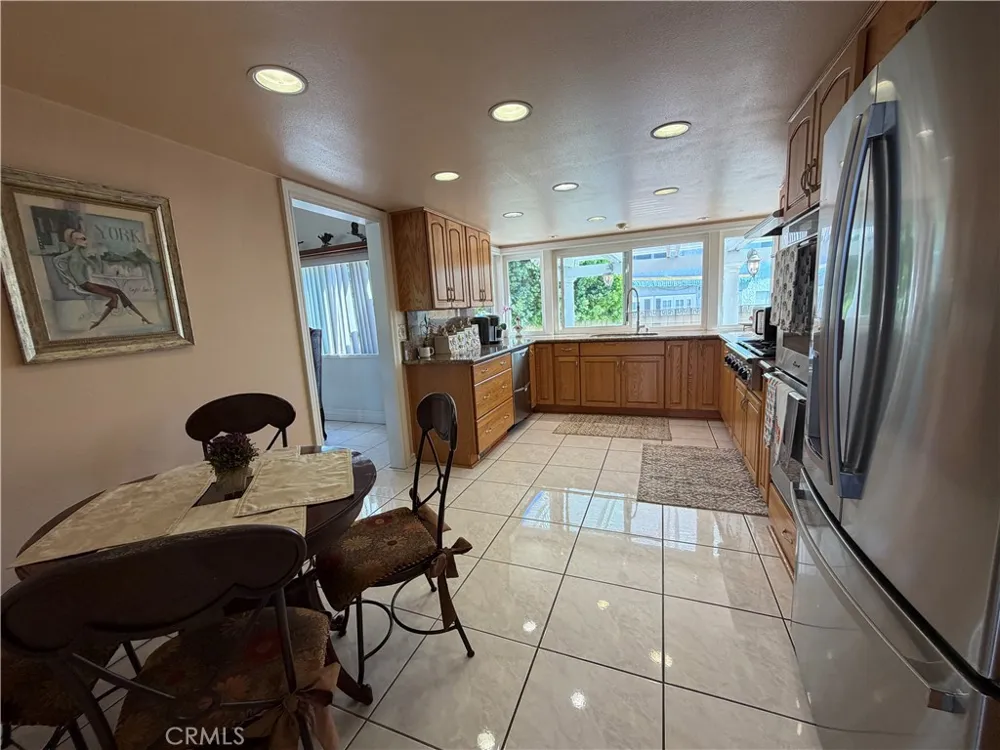 5772 Trinette Garden Grove, CA 92845