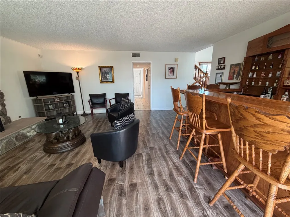 5772 Trinette Garden Grove, CA 92845