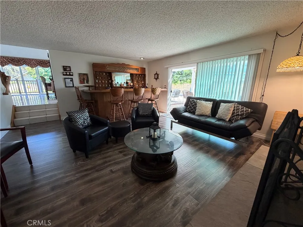 5772 Trinette Garden Grove, CA 92845