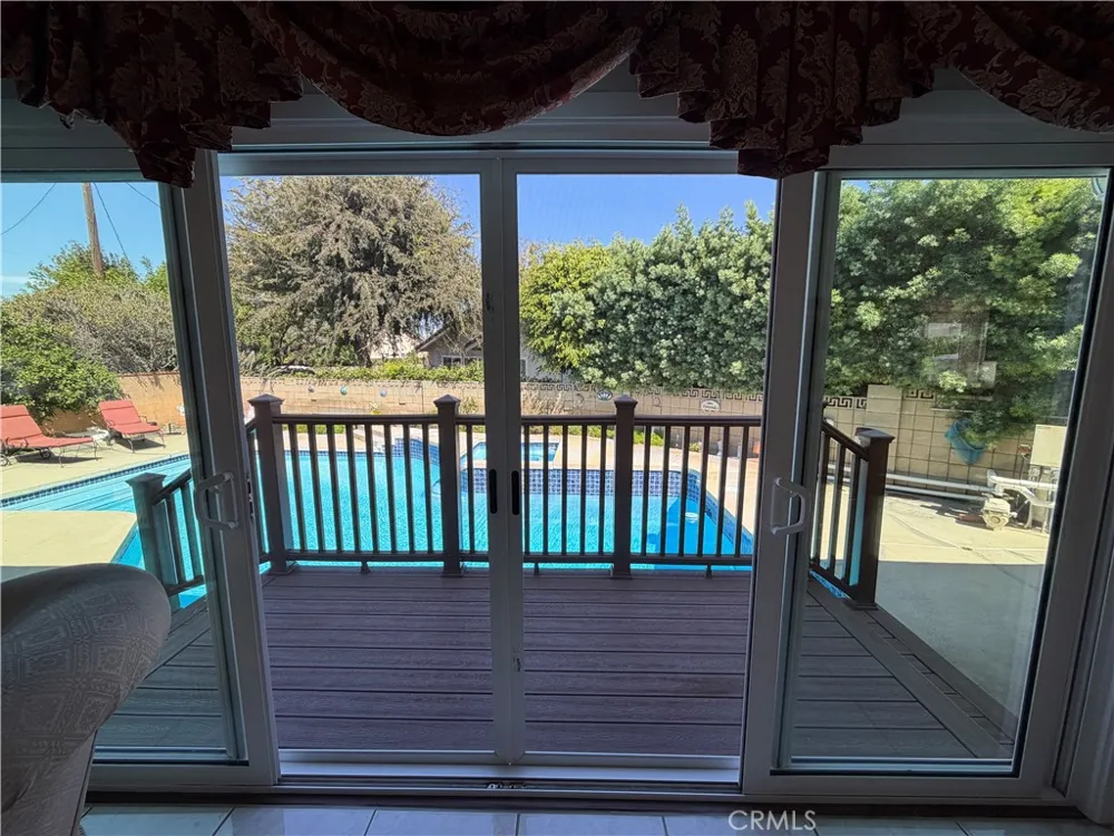 5772 Trinette Garden Grove, CA 92845