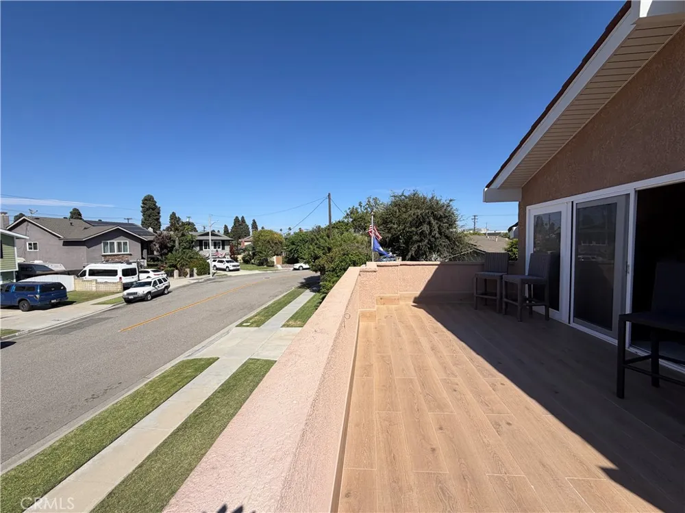 5772 Trinette Garden Grove, CA 92845