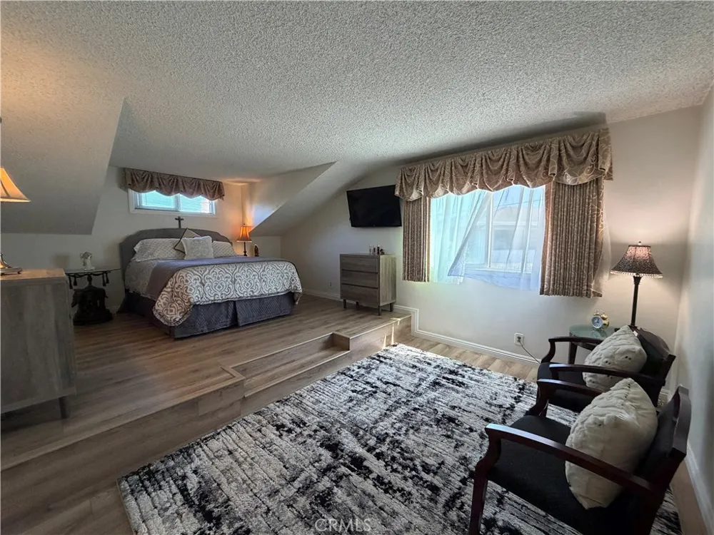 5772 Trinette Garden Grove, CA 92845