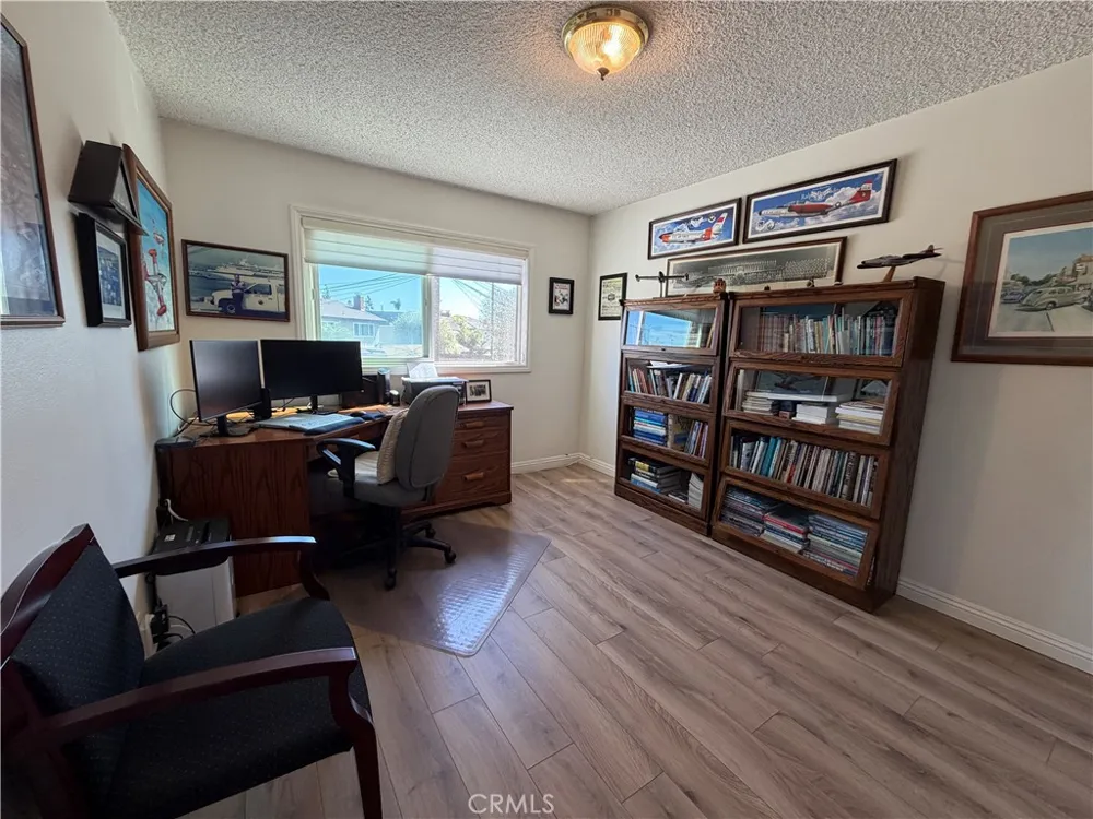 5772 Trinette Garden Grove, CA 92845
